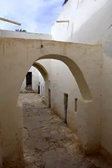 Narrow lane in the old town of Ghadames, UNESCO world heritage, Libya