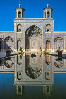 Images Dated 27th April 2018: Nasir al-Mulk Mosque, Shiraz, Fars Province, Iran