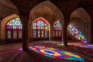 Images Dated 25th September 2016: Nasir Al-Mulk Mosque, Shiraz, Iran