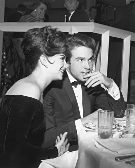Candid Prints: Natalie Wood Eats W/Warren Beatty