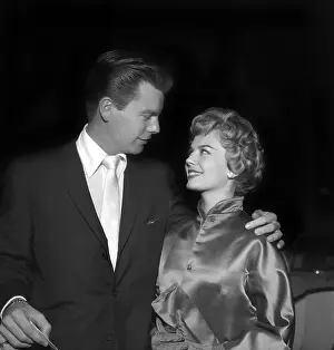 94174688natwood Prints: Natalie Wood And Robert Wagner