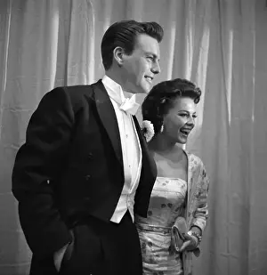 94174688natwood Prints: Natalie Wood And Robert Wagner