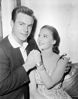 Natalie Wood and Robert Wagner Displaying Ring
