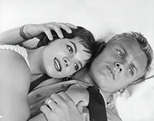 Lac0011 Prints: Natalie Wood And Tab Hunter In The Girl He Left Behind