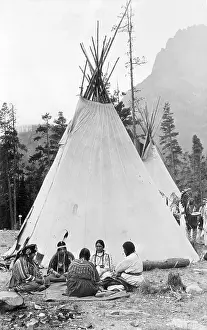 Blanket Prints: Native American Women Playing Bridge
