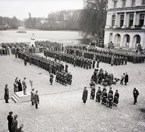 Platform Prints: Nato Forces In Front Of Palace