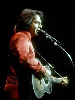 Neil Diamond Performing