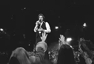 Neil Diamond Performing