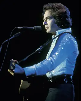 Neil Diamond Performing