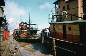 Lac0108 Prints: New Orleans Tugboat