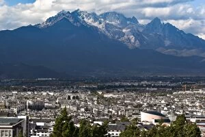 Images Dated 23rd October 2015: New town of Lijiang City, mountain view