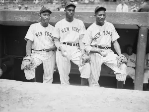 Dugout Prints: New York Black Yankees Pitchers
