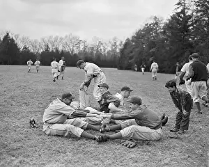 Stretching Prints: New York Giants Begin Spring Training