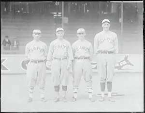 Infielder Prints: New York Giants Infielders in Uniform