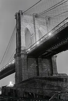 New York'S Brooklyn Bridge At Night
