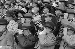 Binoculars Prints: Newmarket Races