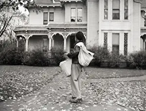 Newsboy At Truman'S House