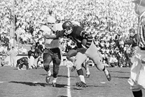 Bill Newsom Holding onto Dick Ragsdale's Face