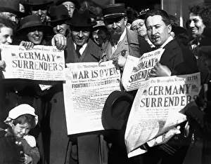Celebrating Prints: Newspaper Headlines on Armistice Day
