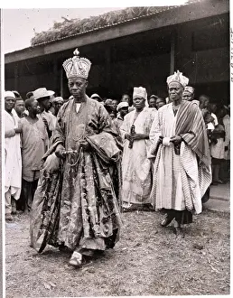 Nigeria Prints: Nigerian Chiefs Arrive for Conference