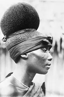 Nigeria Prints: Nigerian Woman Wearing Native Hairstyle