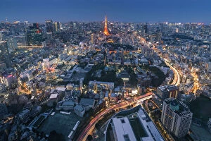 Urban Road Gallery: Night view of Tokyo