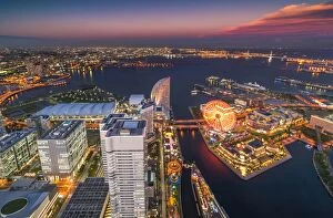 Images Dated 3rd October 2014: Night view of Yokohama city