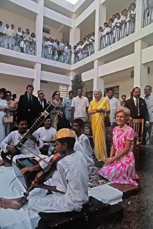 Nixon Admiring a Qawali Band