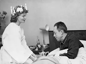 Nobel Prize Winner has Breakfast in Bed