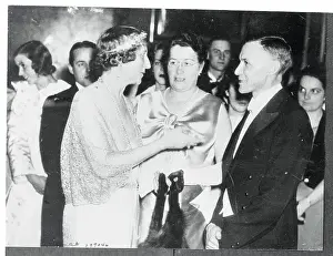 Murphy Prints: Nobel Prize Winners Attendees Talking Together