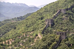 Images Dated 1st November 2015: Non transitable sector of the Great Wall of China