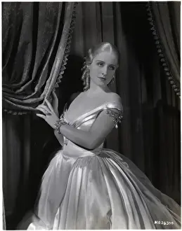 Norma Shearer In Luxurious Room &Gown