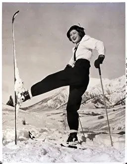 Skis Prints: Norma Shearer on Skis with One Leg Raised