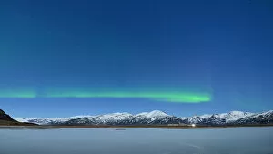 Images Dated 3rd July 2016: Northern Lights over the mountains