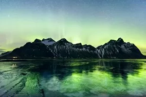 Images Dated 3rd March 2017: Northern Lights in Stokksnes, Iceland
