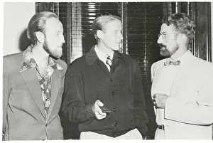 Norwegian Archeological Members Chatting