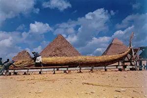 Giza Prints: Norwegian Explorer Thor Heyerdahl Building Boats