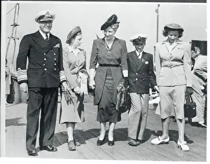 Olav V Prints: Norwegian Royal Family on Yacht