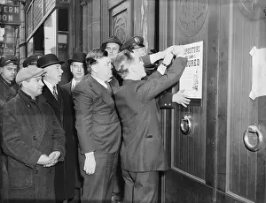 Economics Prints: Notice Posted of Bank Failure