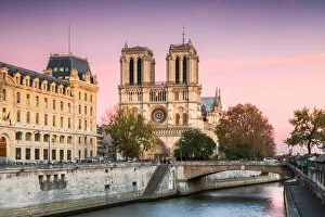 Notre Dame Cathedral, Paris Gallery: Notre Dame cathedral at sunset, Paris, France