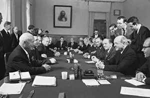 Negotiation Prints: Nuclear Treaty Signing in Moscow