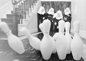Bowling Prints: Nuns Bowling