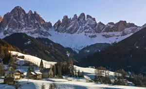 Images Dated 31st December 2012: Odle mountains and the town of Santa Maddalena in Val di Funes, Dolomites, South Tyrol, Italy