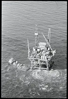 Santa Barbara Prints: Off Shore Oil Rig