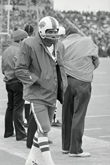 Sideline Prints: O.J. Simpson Walks Along Sidelines