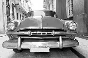 Panorama Gallery: Old american car on beautiful street of Havana, Cuba