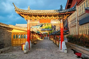 Lijiang Gallery: Old chinese style building in old town of Lijiang, Yunnan, China
