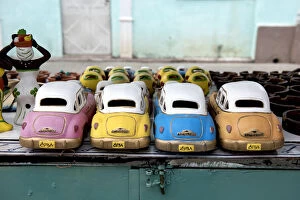 Images Dated 12th December 2016: Old model cars for sale at market of Cienfuegos in Cienfuegos Province of Cuba