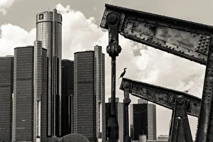Urban Gallery: Old and New Juxtaposition