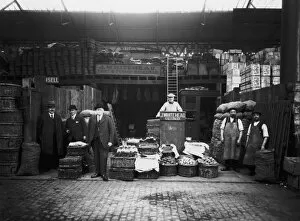 Images Dated 19th February 2008: Old Spitalfields Market